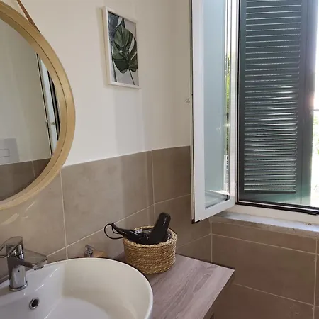 Mare Terracina Apartments Apartmán *